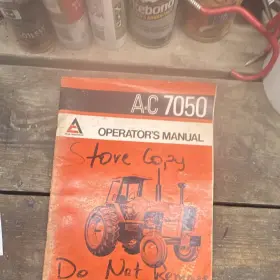 268339 ALLIS-CHALMERS Operators Manual
