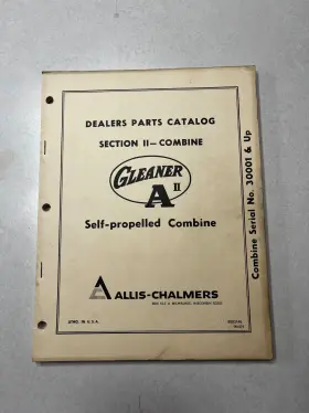 9003146 ALLIS-CHALMERS Gleaner Propelled Combine Book