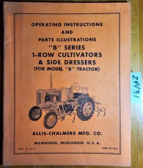 TM-106A ALLIS-CHALMERS Row Cultivator Dresser Tractor Op
