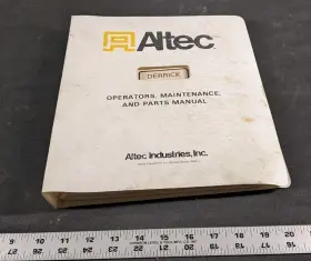 749-10014 ALTEC Digger Derrick Manual