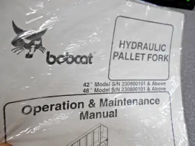6900867 BOBCAT Hydraulic Pallet Fork Manual Paperback Nos