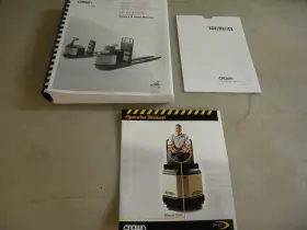 PC-4500 CROWN Service Manual Operators Schematic