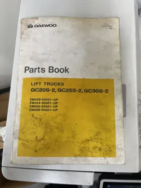 D139174 DAEWOO Lift Forklift Book