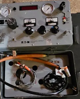 UPC5200AAA EATON Pressure Calibrators Console Operators