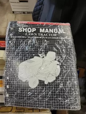 61V09600 HONDA Lawn Tractor Service Repair Manual