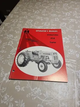 1084109R1 INTERNATIONAL Harvester Tractor Operators Manual