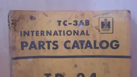 4-24-51-65A INTERNATIONAL HARVESTER Crawler Tractor Catalog #2