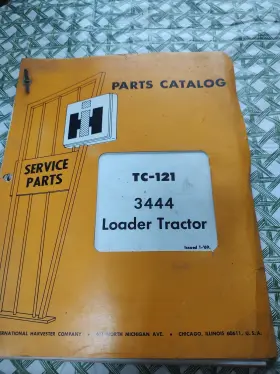 TC-131 INTERNATIONAL Harvester Catalog Loader Tractor Issued