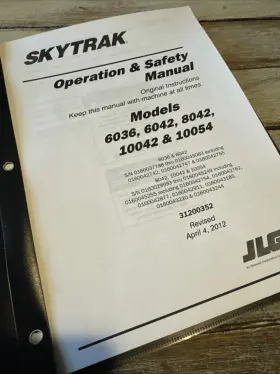 31200352 JLG Skytrak Operation Manual Book Copy