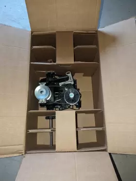 AUC14714 JOHN DEERE Transaxle Box