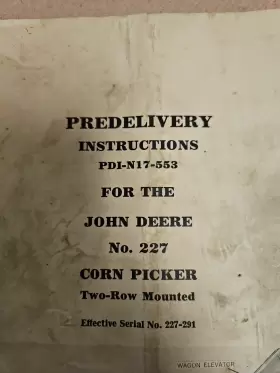 PDIN17259 JOHN DEERE Predelivery Corn Picker Row #2