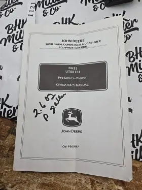 UTO8134 JOHN DEERE Pro Blower Operators Manual Om