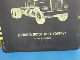 104321 KENWORTH Manual Chassis Semi #2