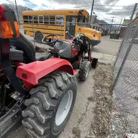 1726E MASSEY FERGUSON Tractor Backhoe #3