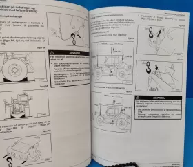 3906034M8 MASSEY FERGUSON Telescope Material Handler Manual #2