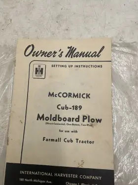 CUB-189 MCCORMICK-DEERING International Moldboard Plow Manual