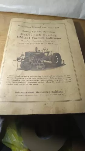HM-221 MCCORMICK-DEERING Row Cultivator Farmall Md Manual