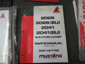 917335 MUSTANG Skid Steer Operators Manual