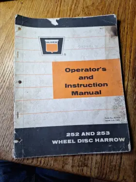 437028 OLVER Oliver Operators Manual Wheel Disc Harrow