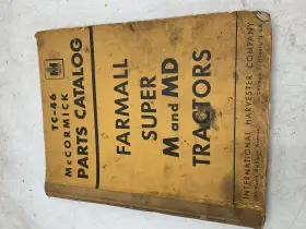 616695723836 PEACEFUL CREEK Farmall International Md Tractor
