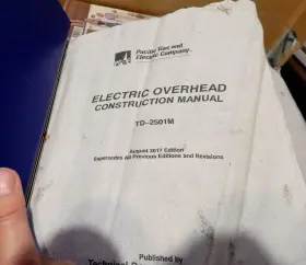 TD-250-IM PG E Electric Overhead Construction Manual