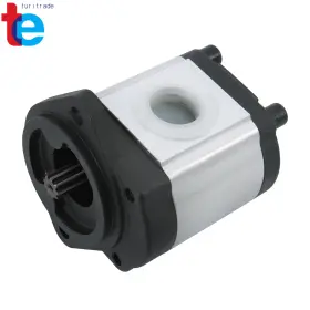 TR78642 TURITRADE Hydraulic Pump Bobcat