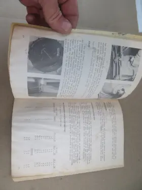D118-G125 VERSATILE Wheel Drive Tractors Operators Manual #2