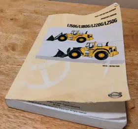 PUB20024217E VOLVO Wheel Loader English Operators Manual