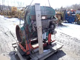 TD102KF VOLVO Turbo Diesel Engine Runner