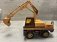 CONRAD #2962 1/35 CASE 1085 CRUZ-AIR DIECAST TOY COLLECTIBLE