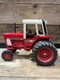 ERTL, International IH 1586 Tractor, Duals, 1:16 Scale, Diecast